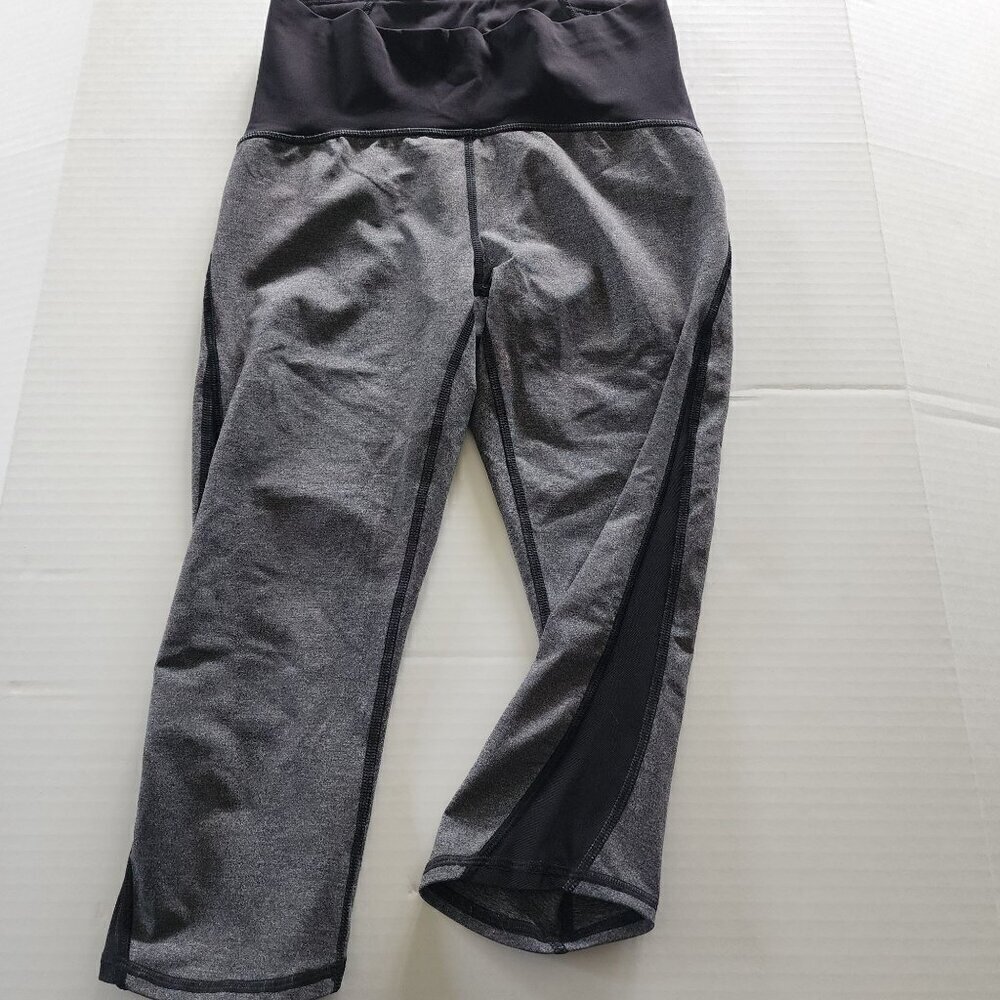 Lululemon size 6 women gray cropped leggings black sheer details - Picture 4 of 13
